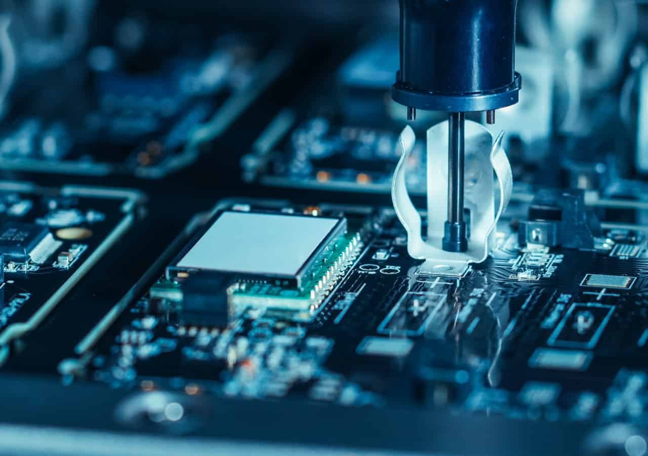 https://kwaliteakonsultants.com/wp-content/uploads/2021/09/electronics-1280x900.jpg
